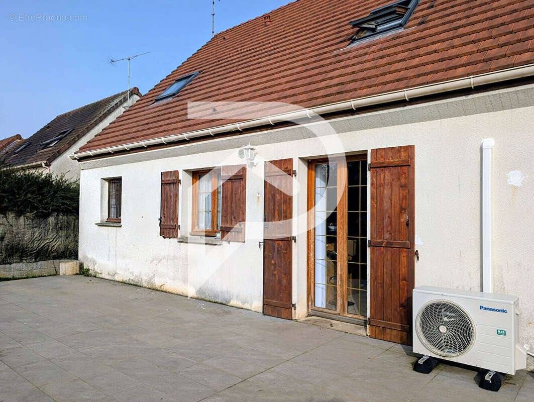 Maison à vendre, 105m², Andeville