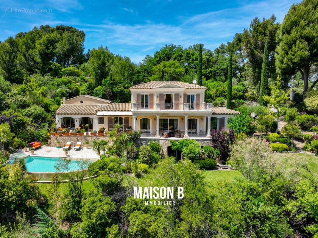 Maison à vendre, 297m², Roquevaire