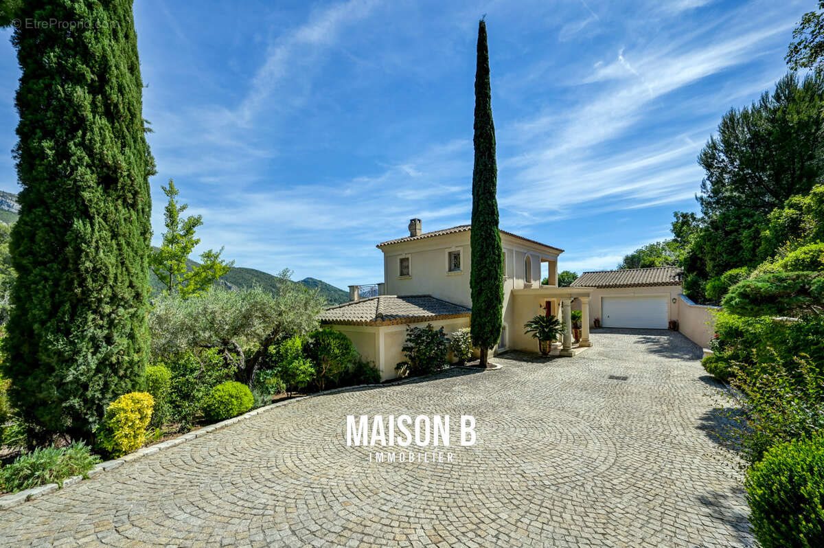 Maison à vendre, 297m², Roquevaire