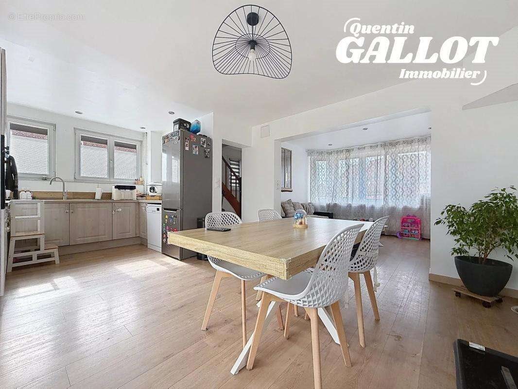 Maison à vendre, 92m², Hondschoote