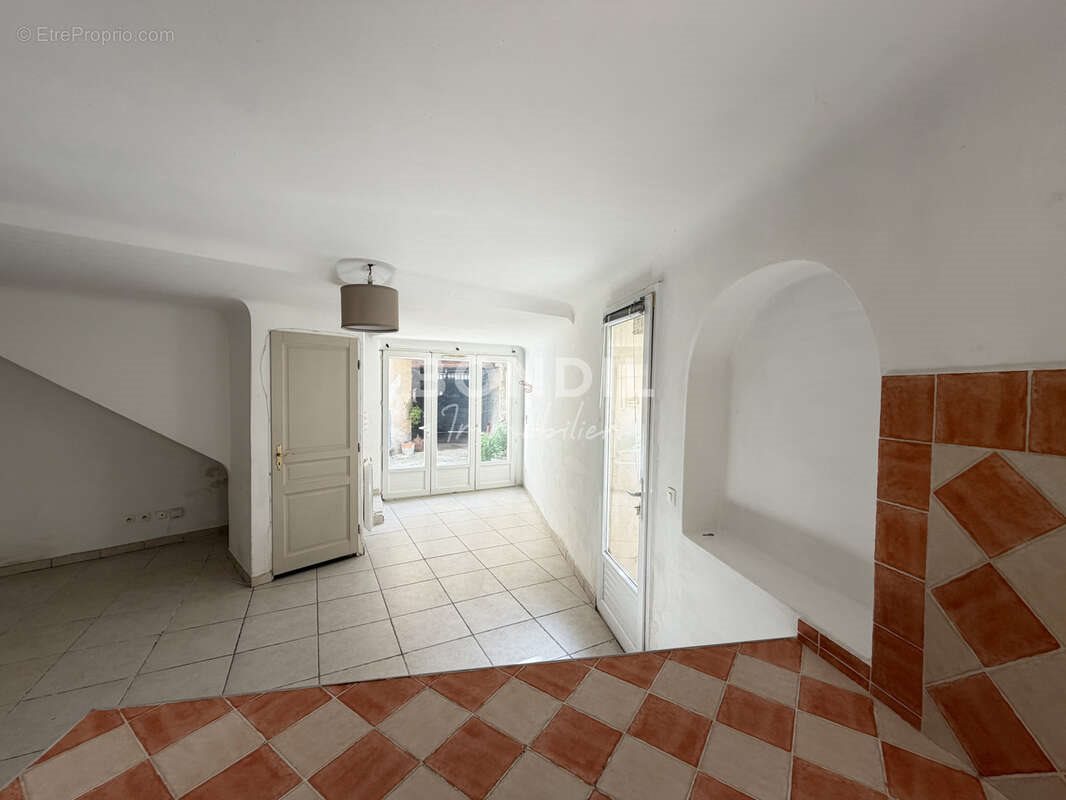 Maison à vendre, 69m², Cadenet