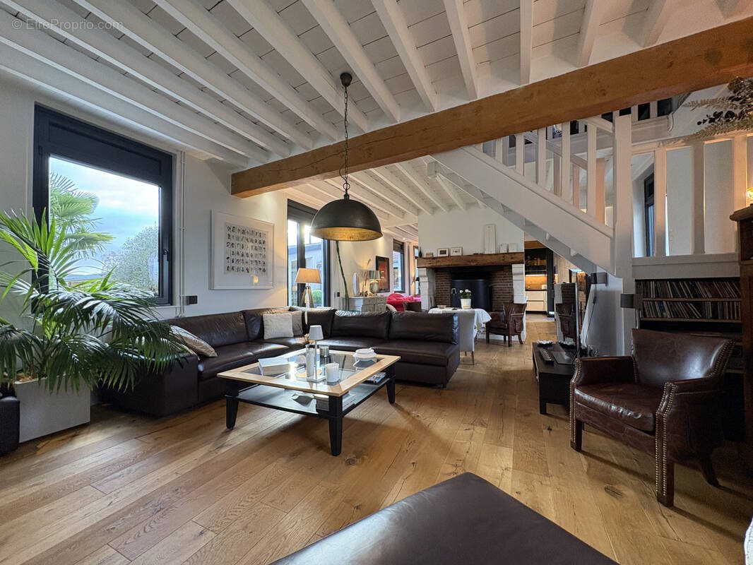 Maison à vendre, 180m², Pont-Noyelles