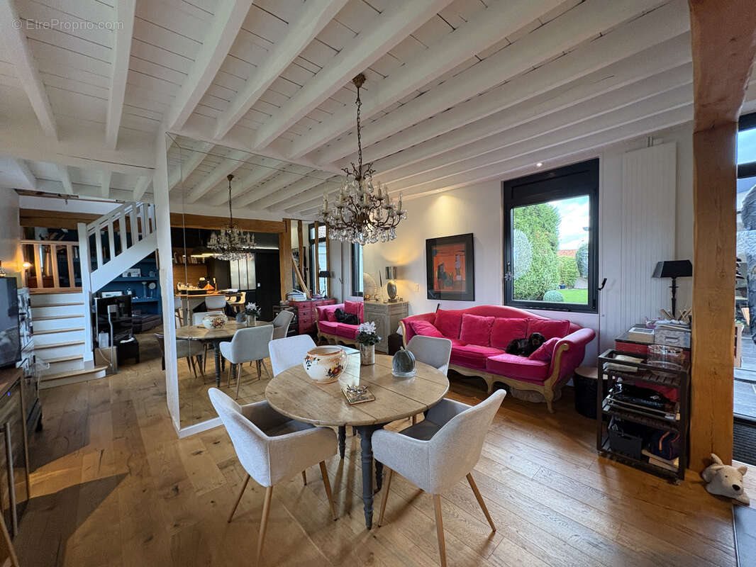 Maison à vendre, 180m², Pont-Noyelles