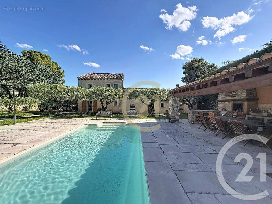 Maison à vendre, 184m², Uzès