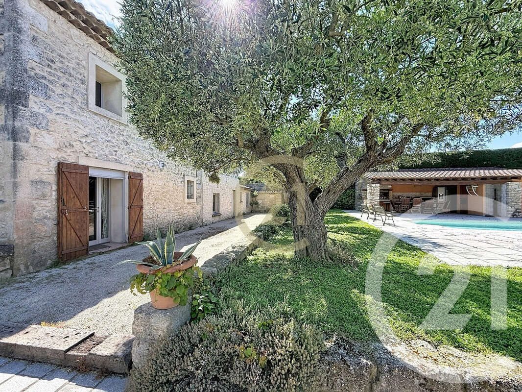 Maison à vendre, 184m², Uzès