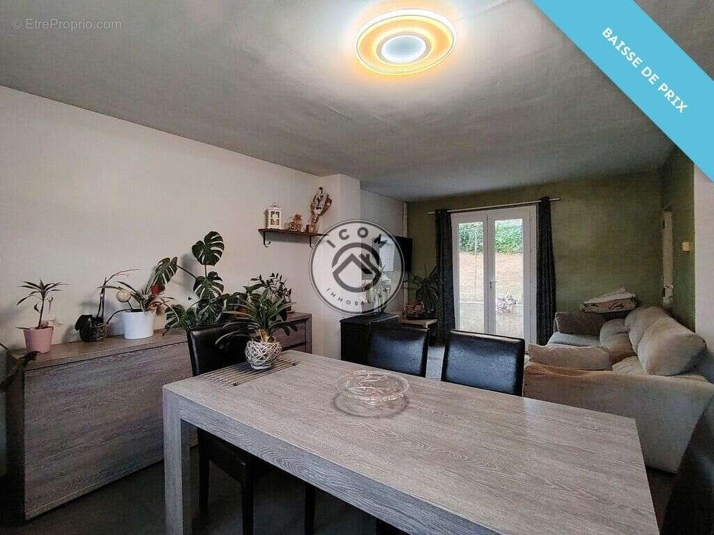 Maison à vendre, 90m², Cousolre
