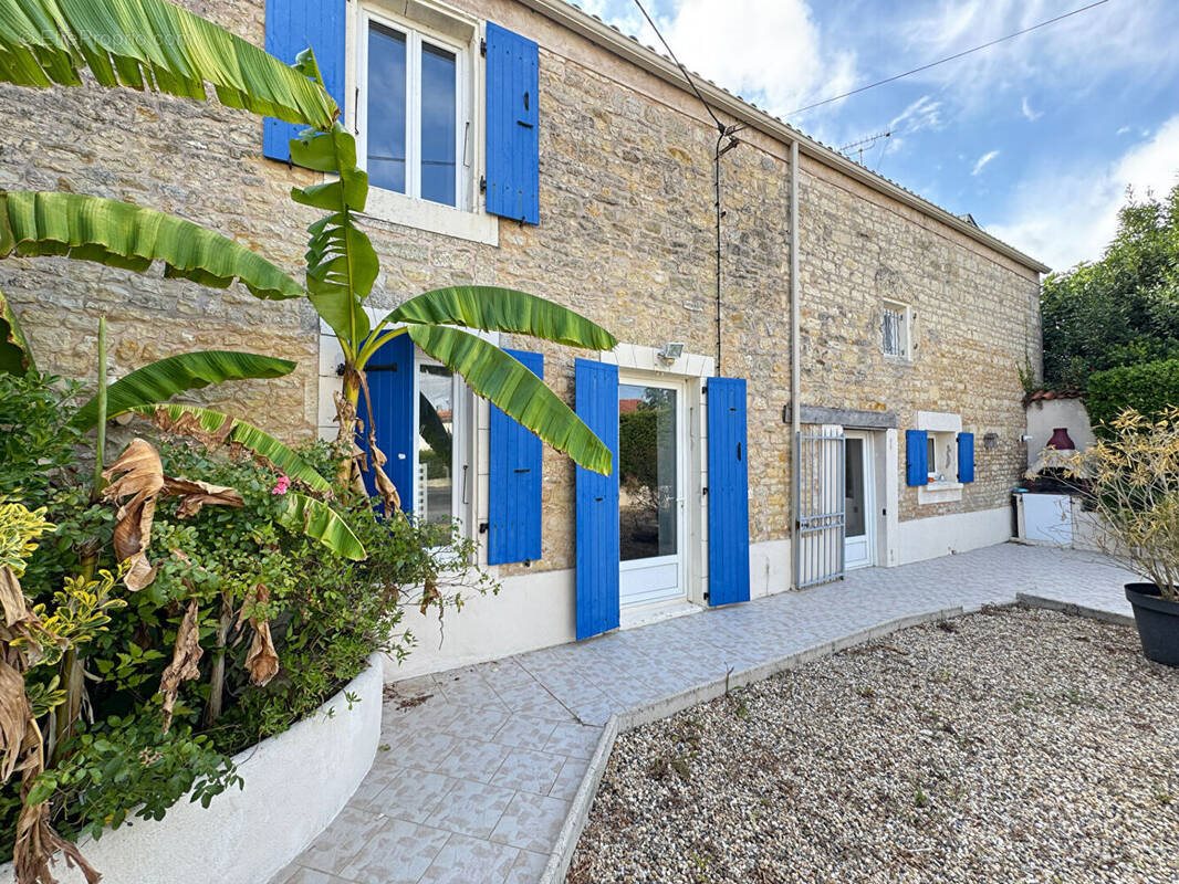 Maison à vendre, 130m², Surgères