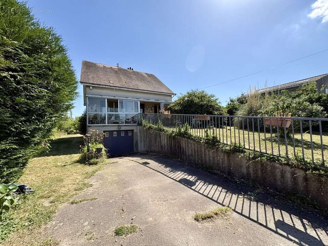 Maison à vendre, 130m², Neuville-aux-Bois