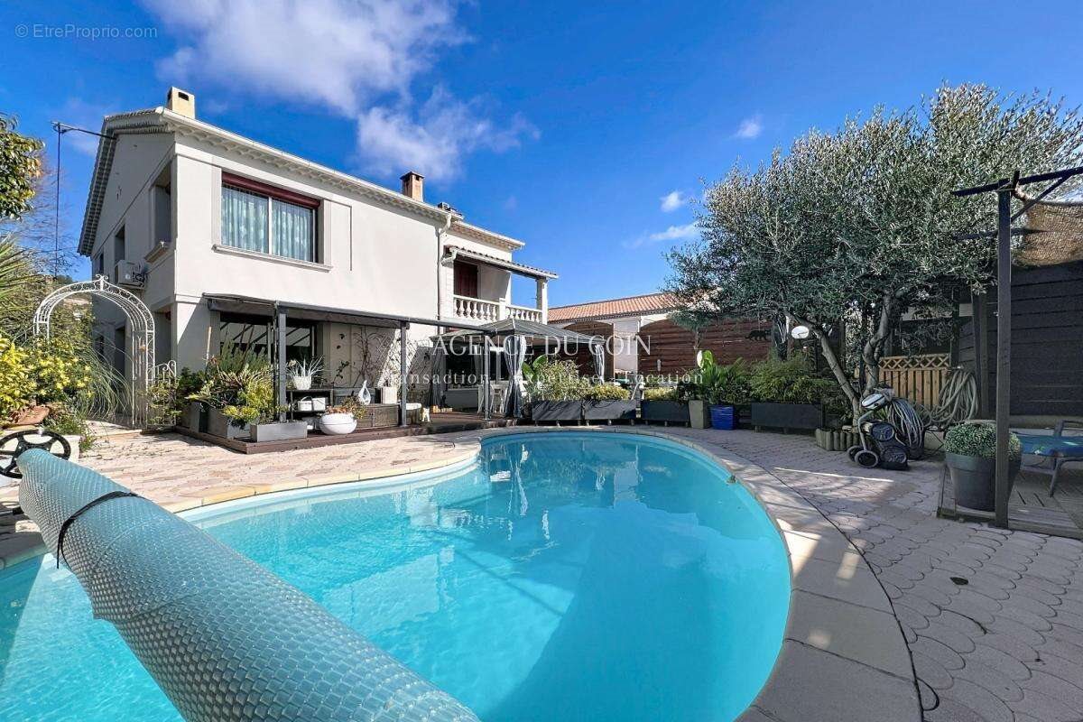 Maison à vendre, 225m², Draguignan