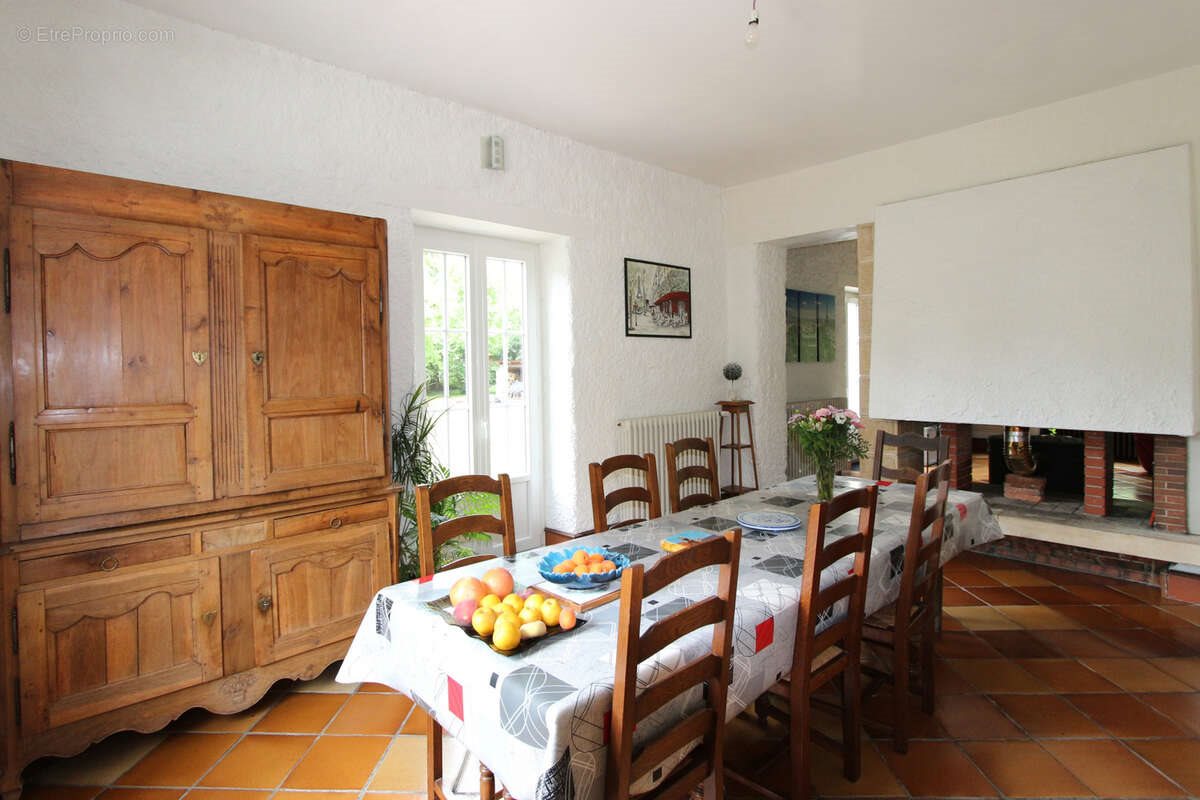 Maison à vendre, 193m², Pougues-les-Eaux