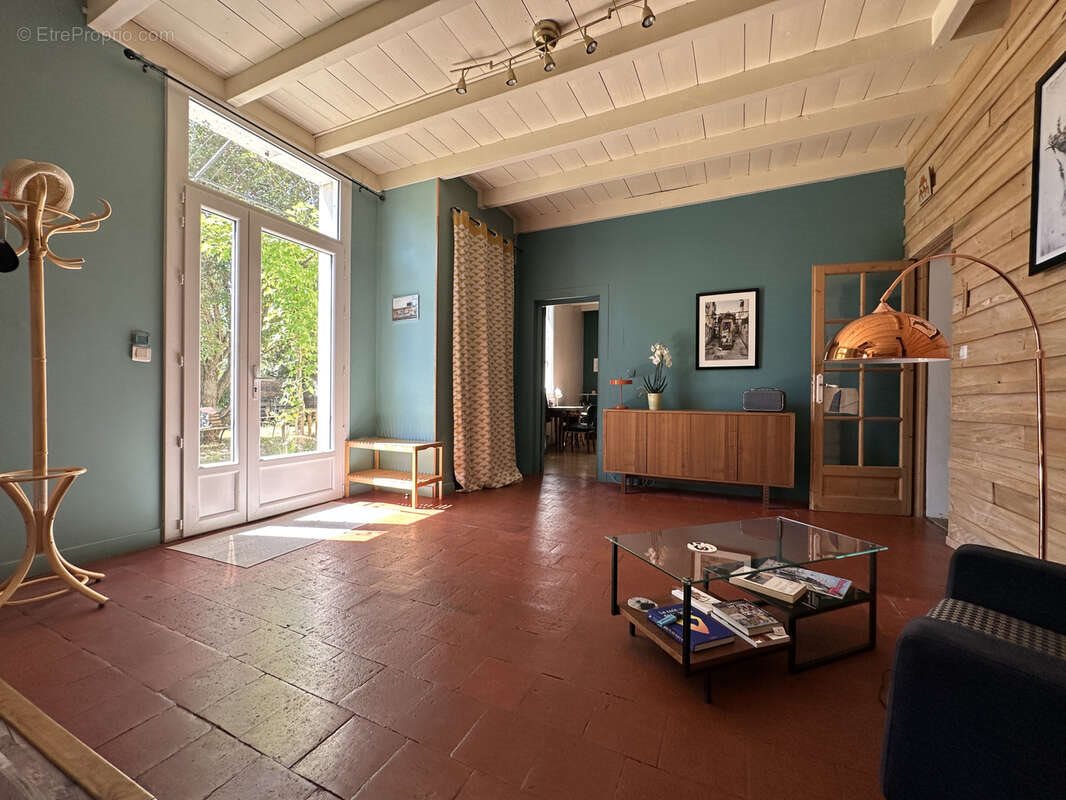 Maison à vendre, 145m², Saint-Aigulin