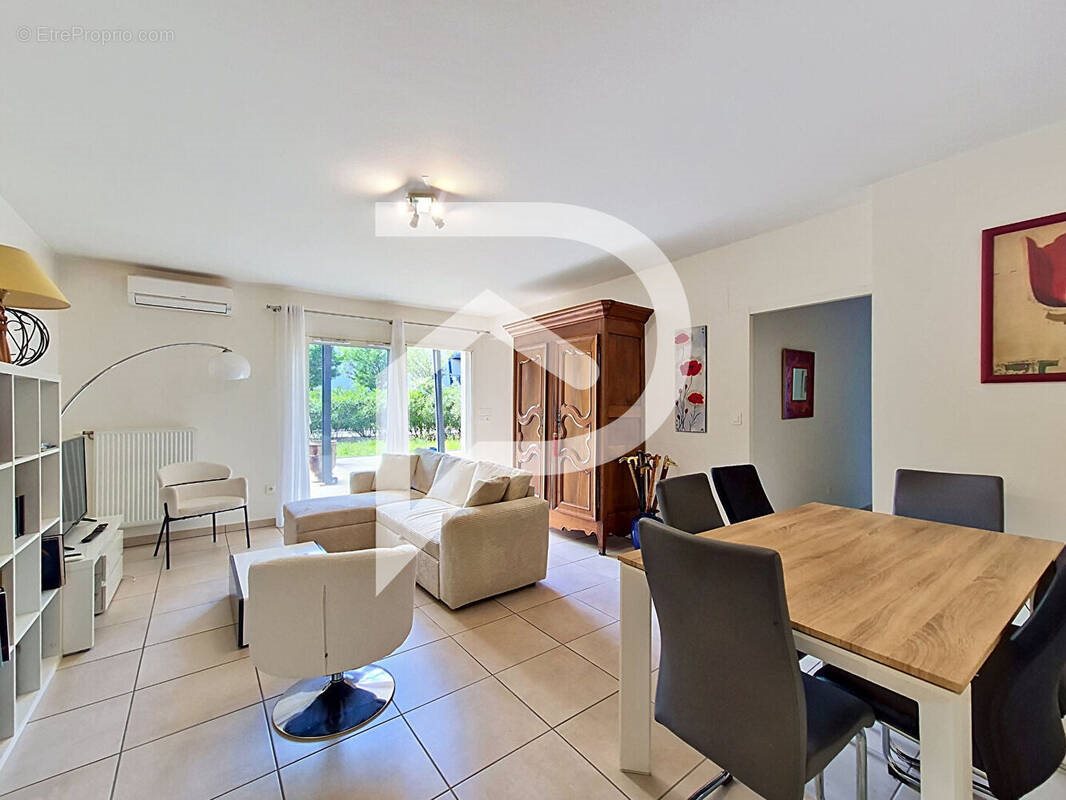 Appartement à vendre, 75m², Montélimar