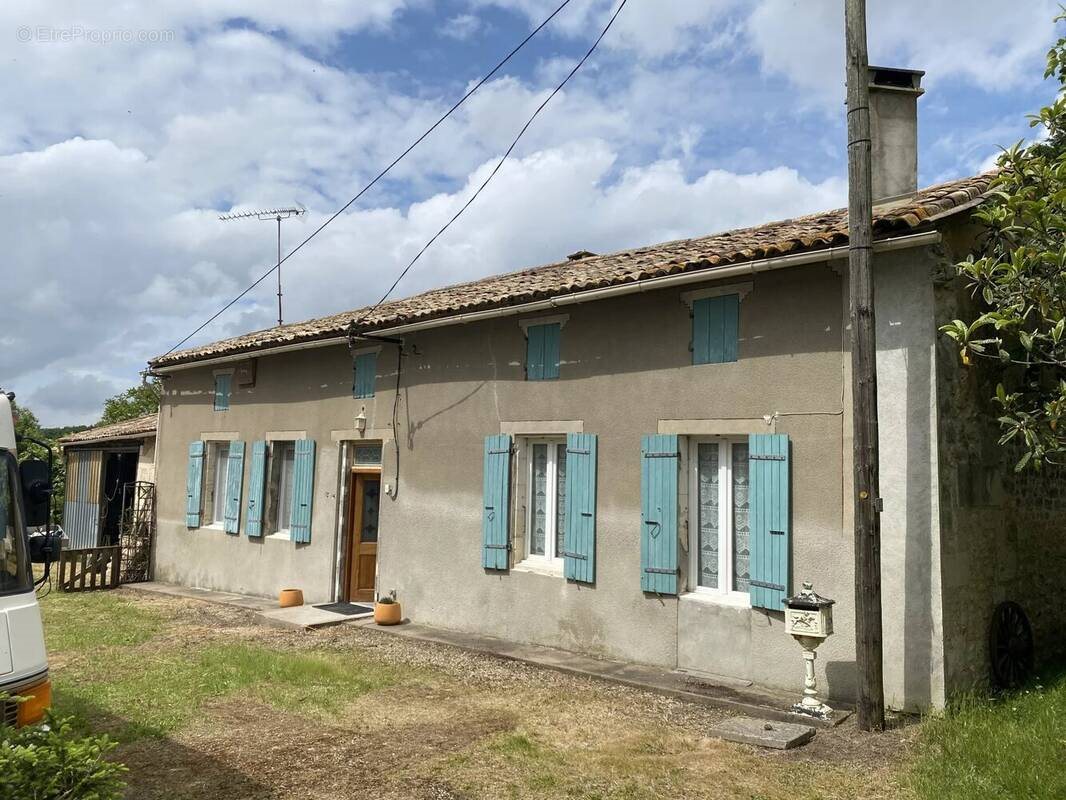 Maison à vendre, 101m², Sainte-Ramée