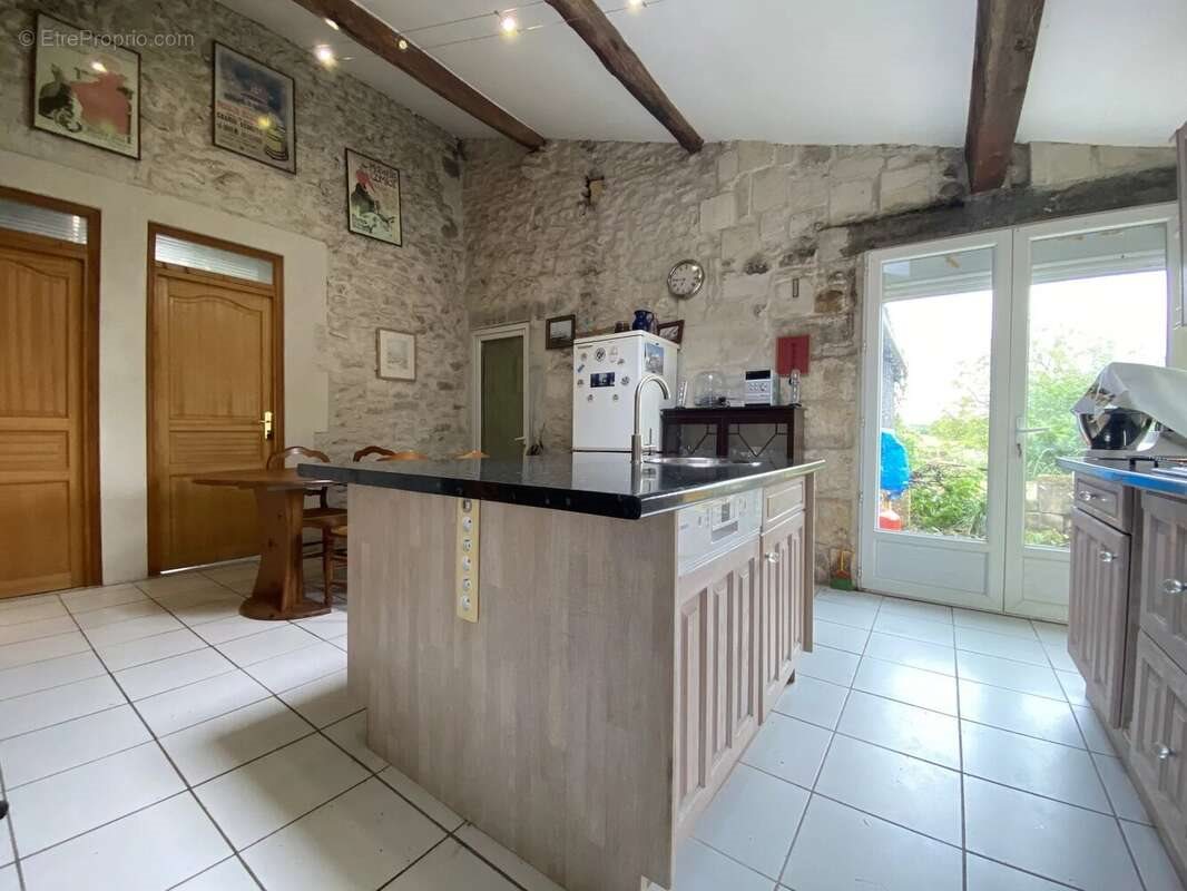 Maison à vendre, 101m², Sainte-Ramée