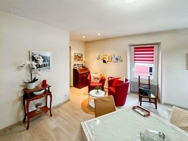 Maison à vendre, 32m², Mensignac