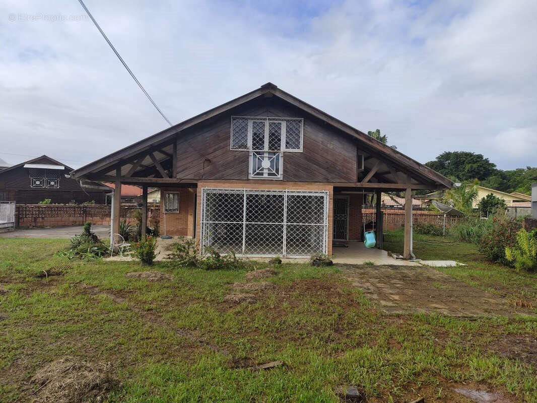 Maison à vendre, 95m², Cayenne