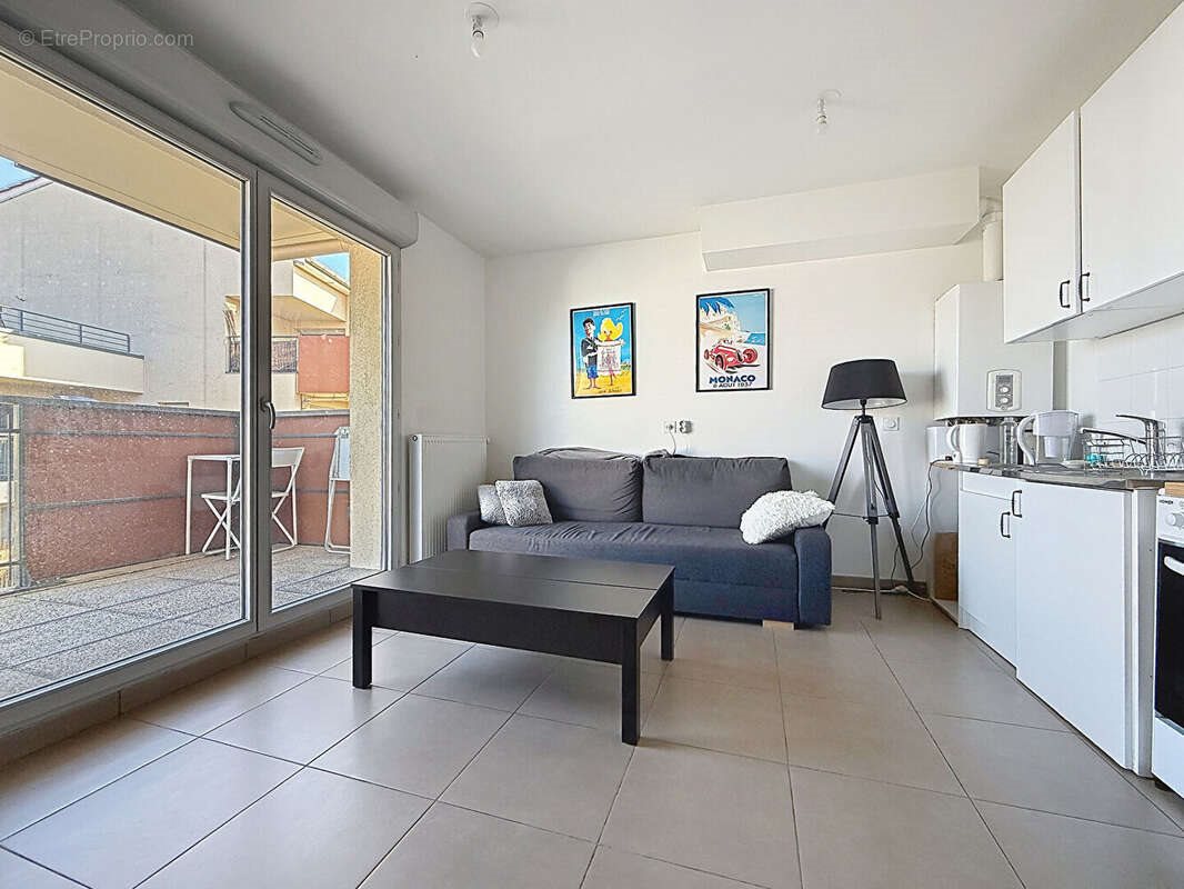Appartement à vendre, 37m², Pierre-Bénite