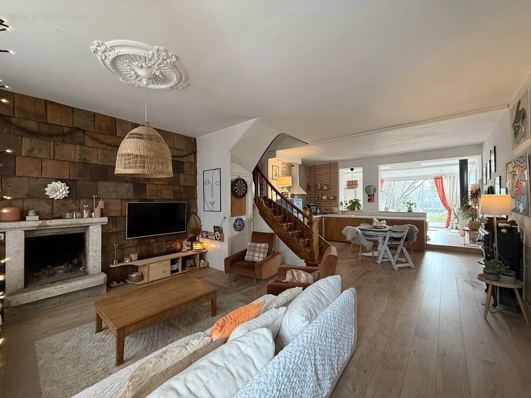 Maison à vendre, 132m², Issoudun