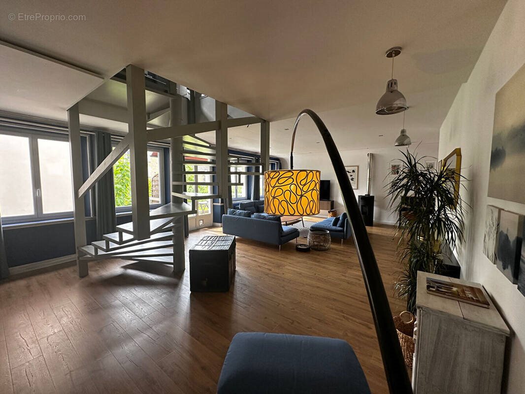 Appartement à vendre, 144m², Lons-le-Saunier