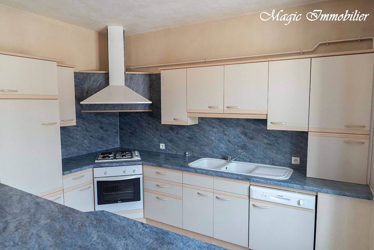 Appartement à vendre, 53m², Oyonnax