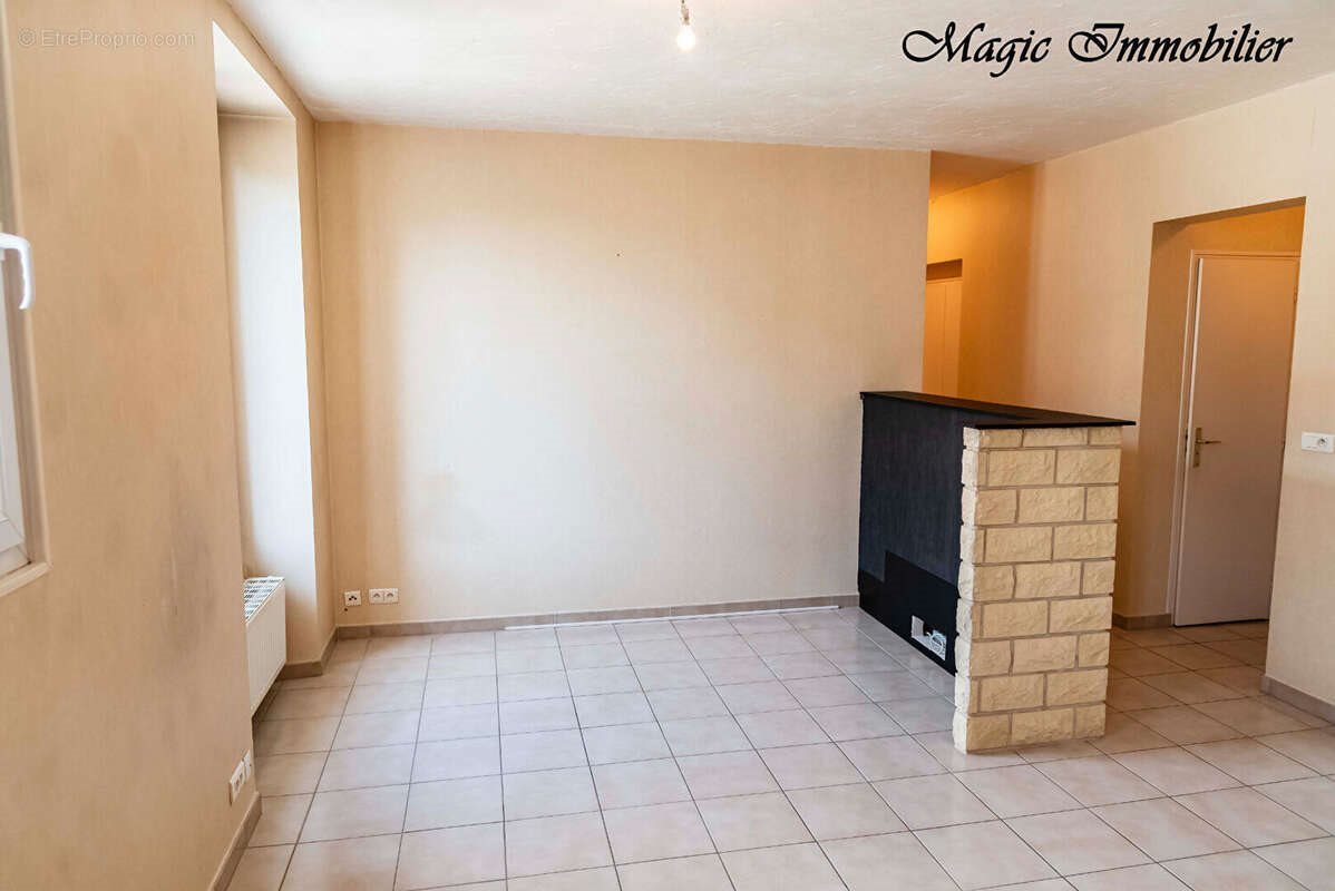 Appartement à vendre, 53m², Oyonnax
