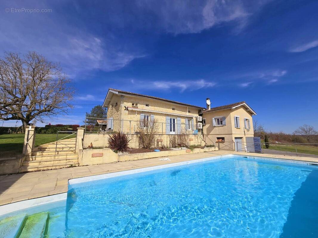 Maison à vendre, 177m², Lauzun