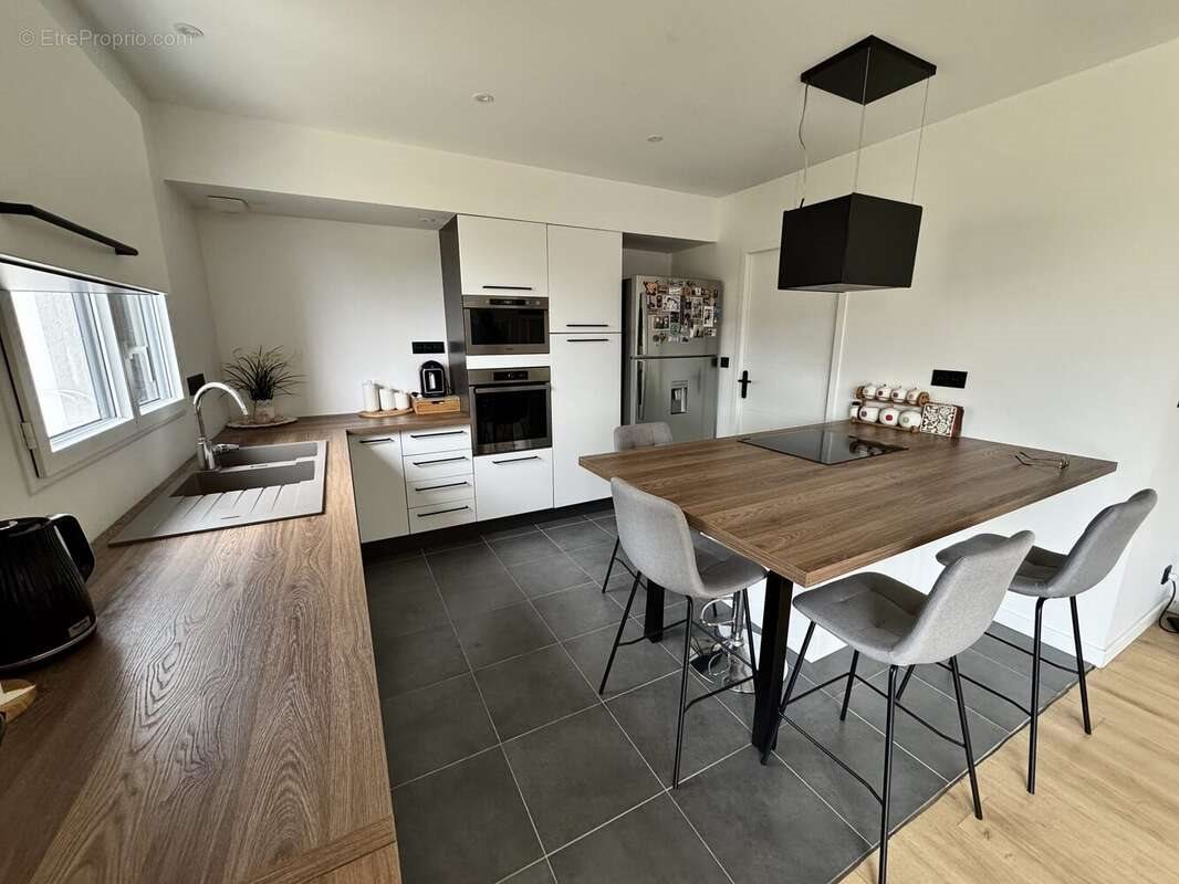 Maison à vendre, 163m², Le Rheu