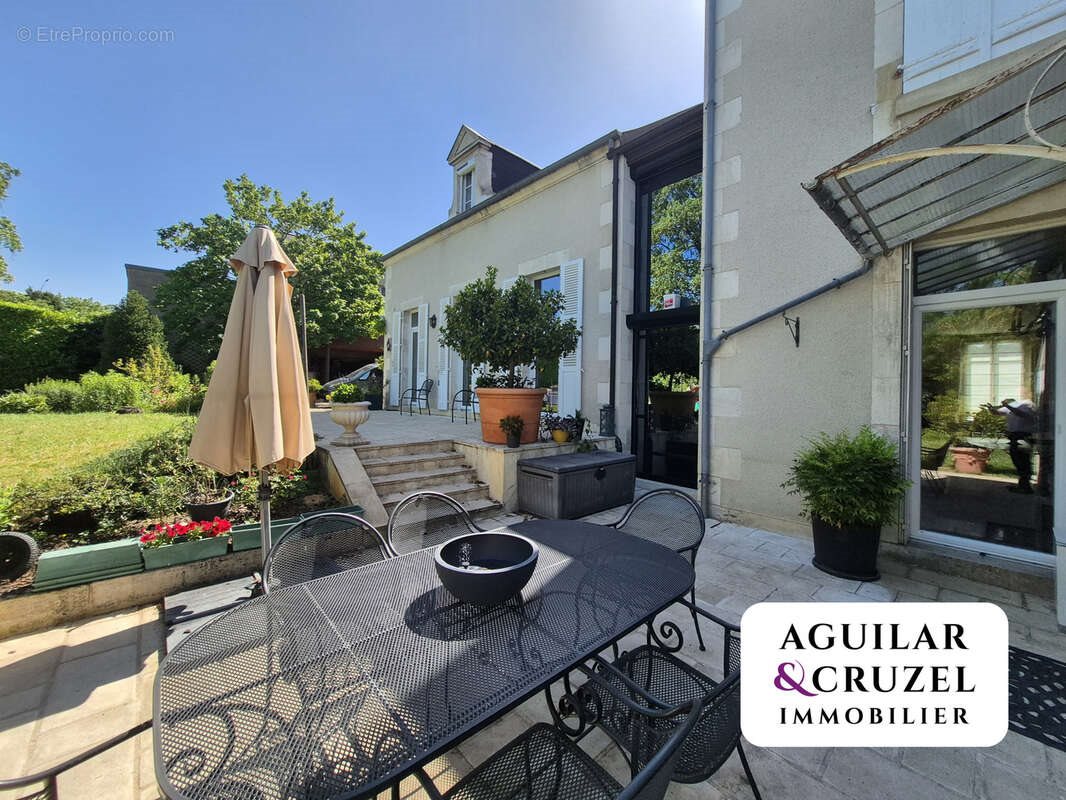Maison à vendre, 247m², Bourges