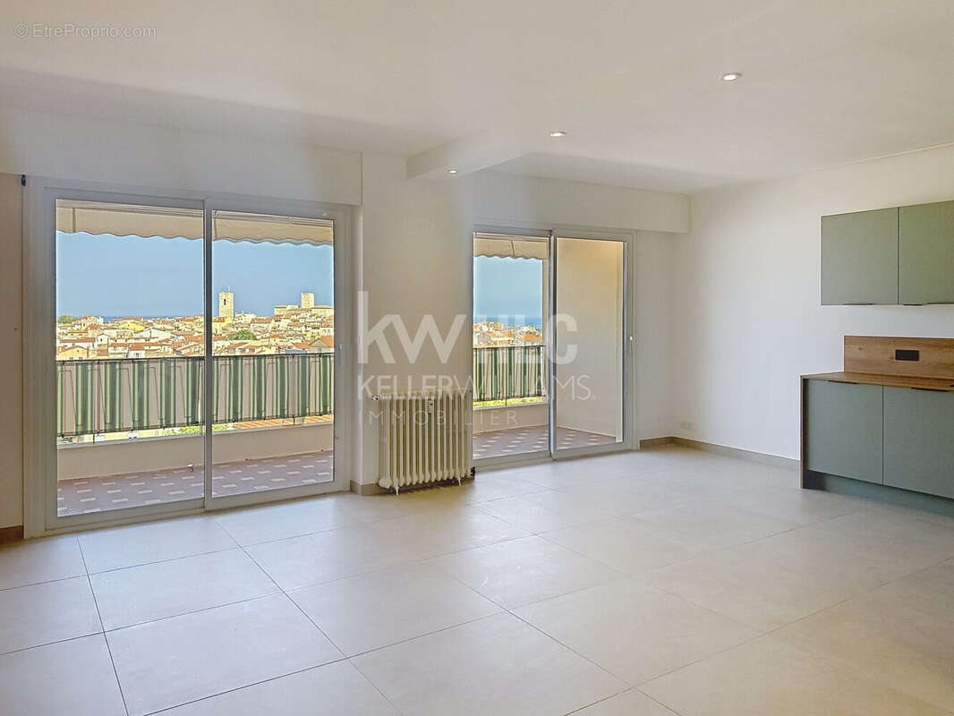 Appartement à vendre, 69m², Antibes