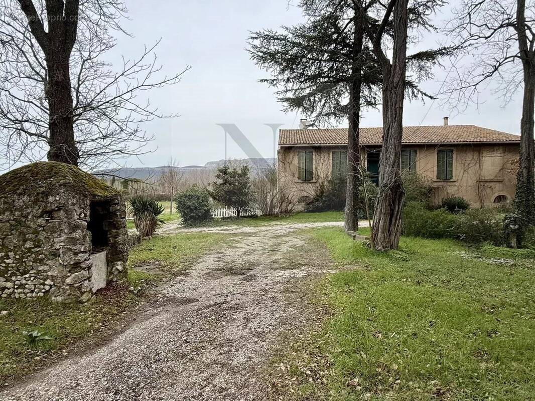 Maison à vendre, 600m², Fuveau