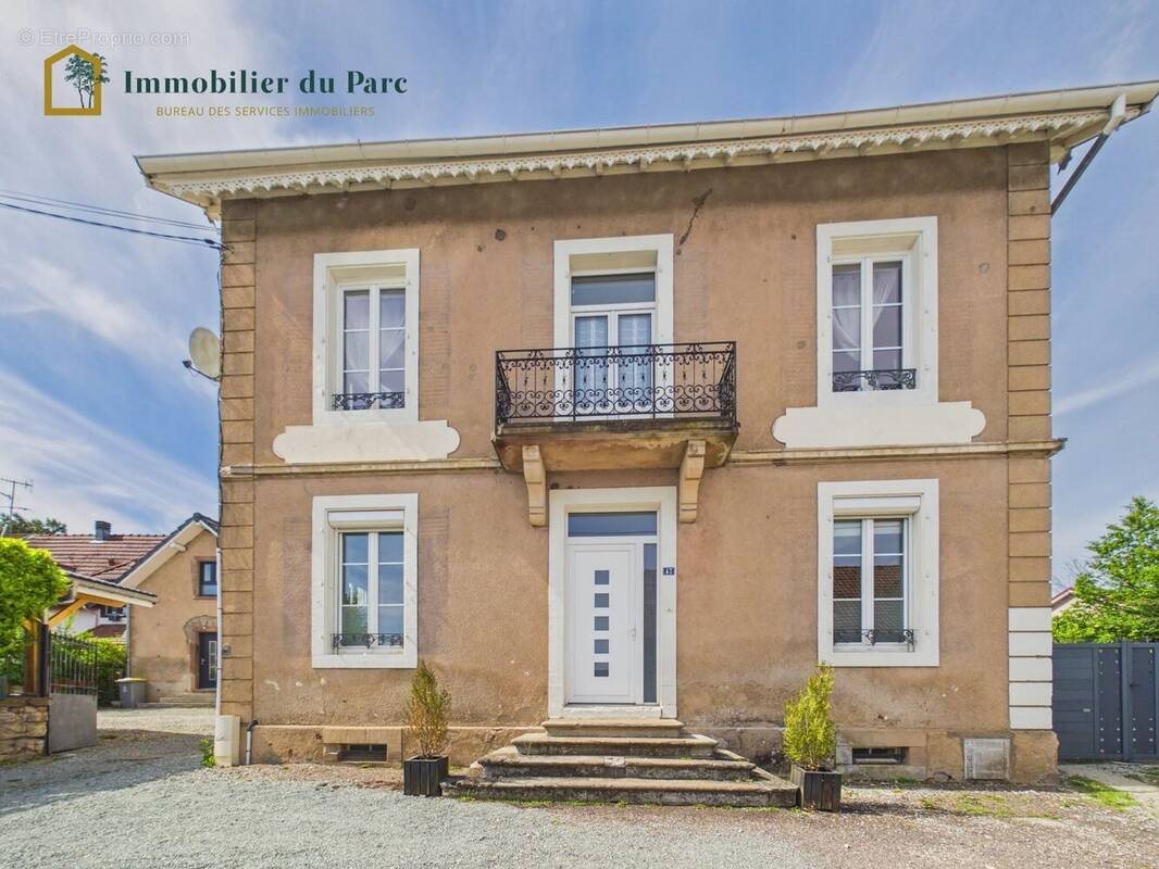 Maison à vendre, 235m², Offemont