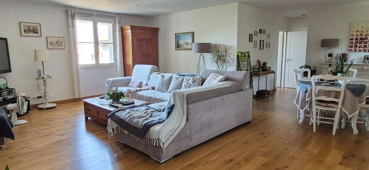 Maison à vendre, 225m², Château-Larcher