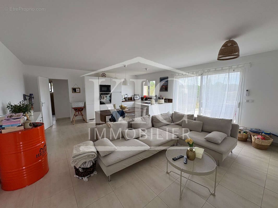 Maison à vendre, 92m², Carcassonne