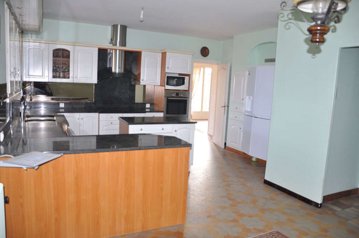 Maison à vendre, 300m², Saint-Germain-du-Bois