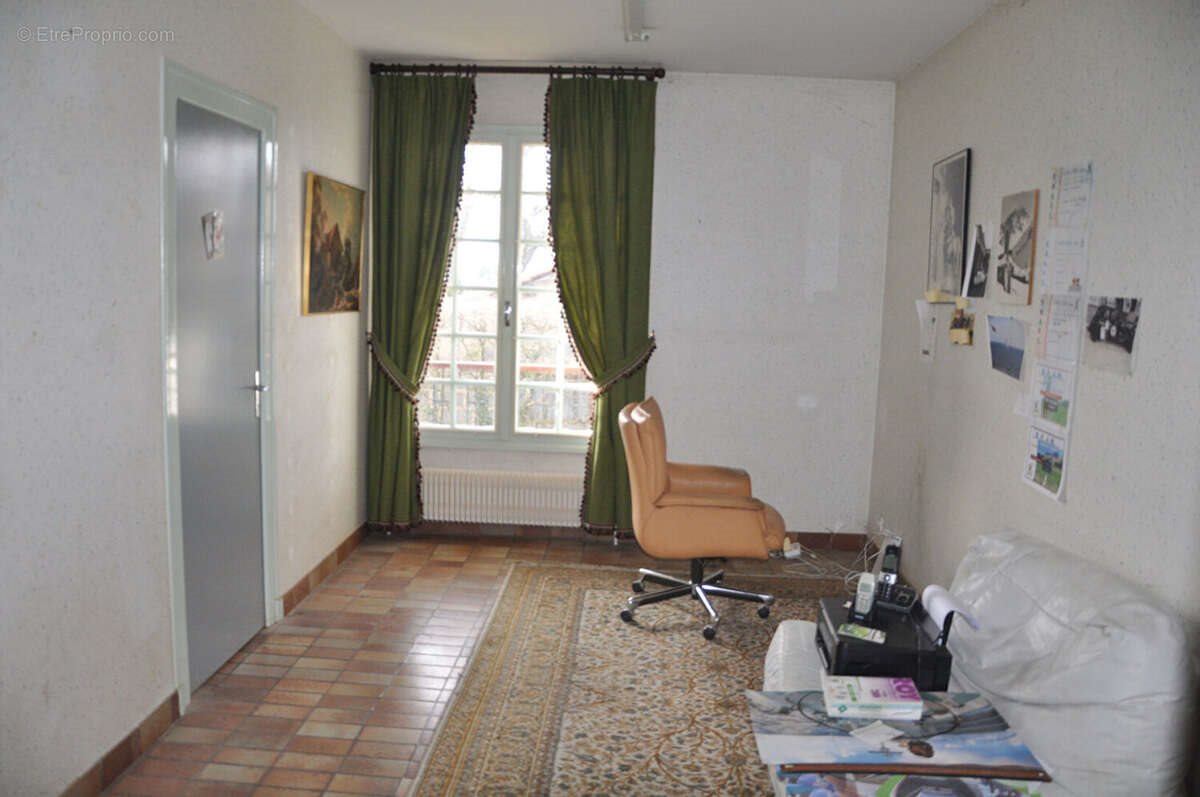 Maison à vendre, 300m², Saint-Germain-du-Bois