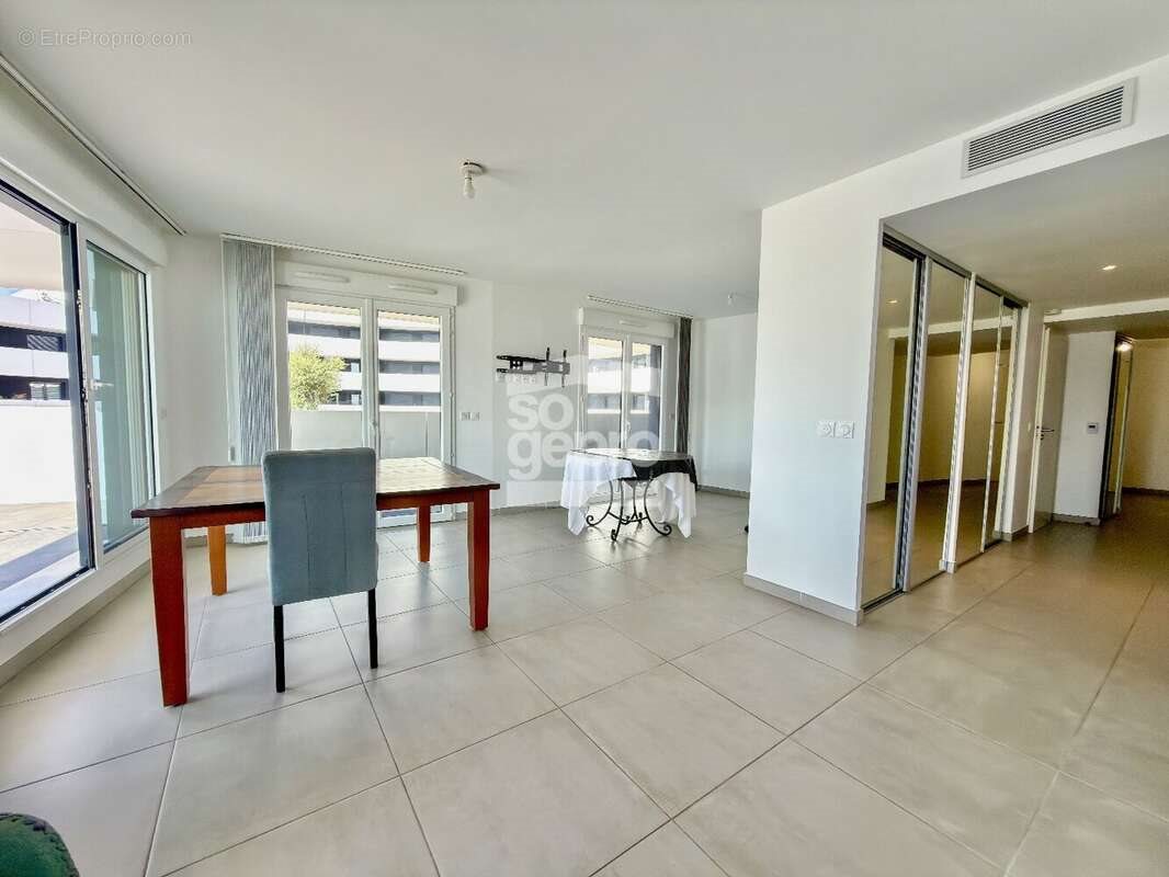 Appartement à vendre, 66m², Agde (Cap d'Agde)