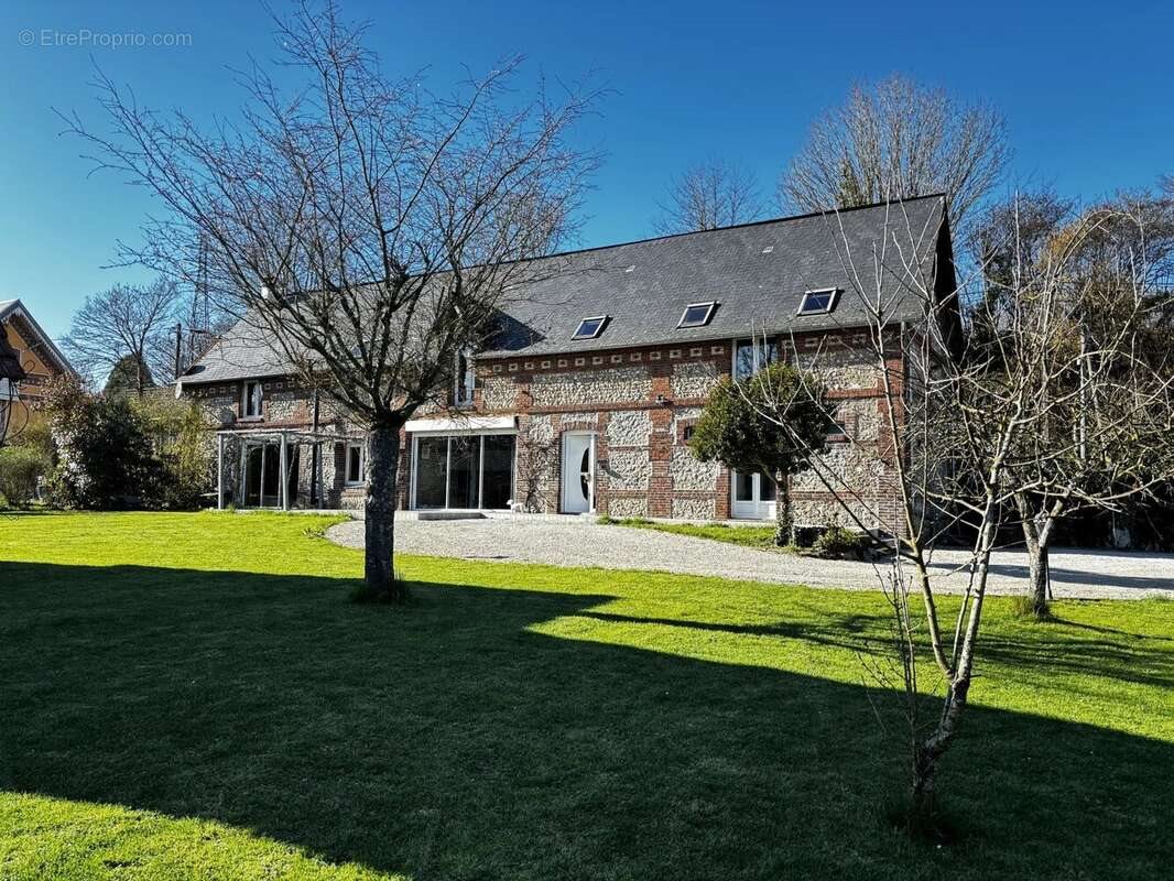 Maison à vendre, 227m², Malaunay