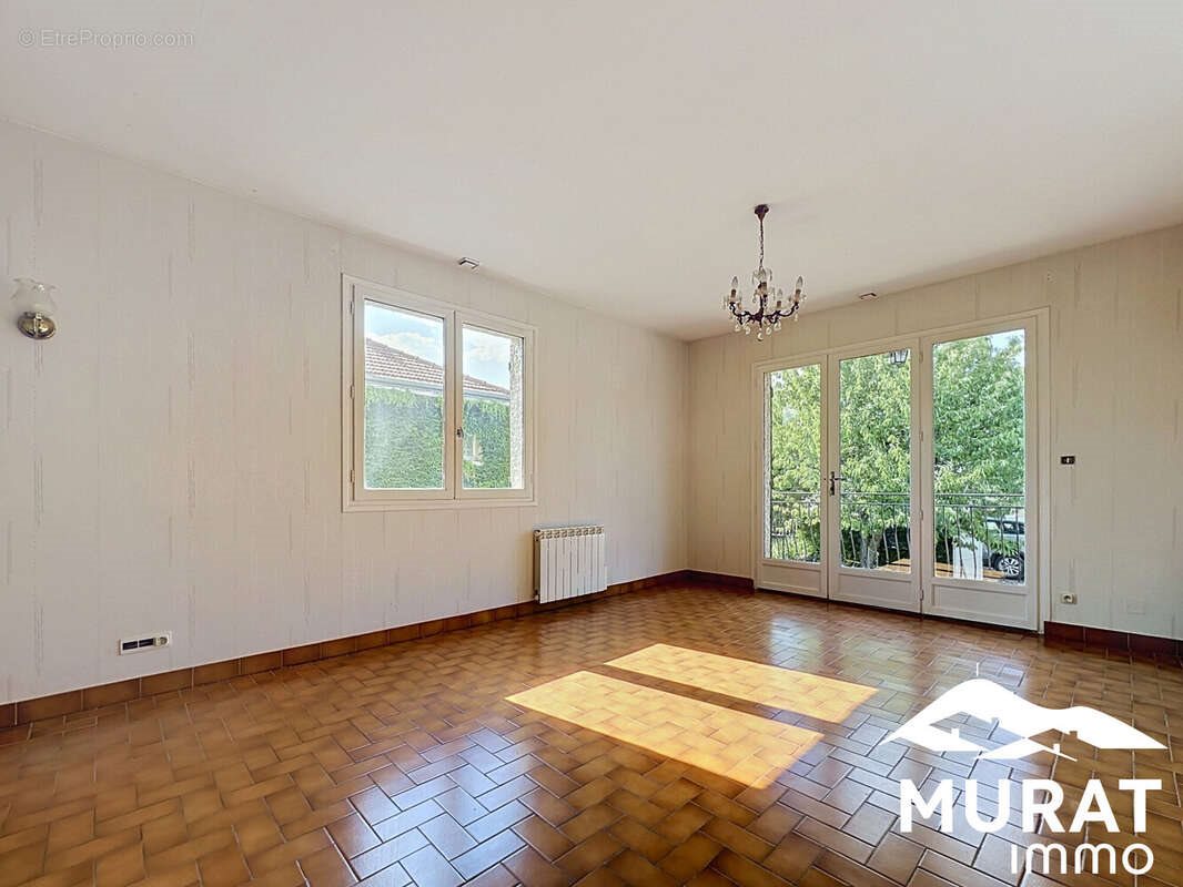 Maison à vendre, 128m², Cournon-d'Auvergne