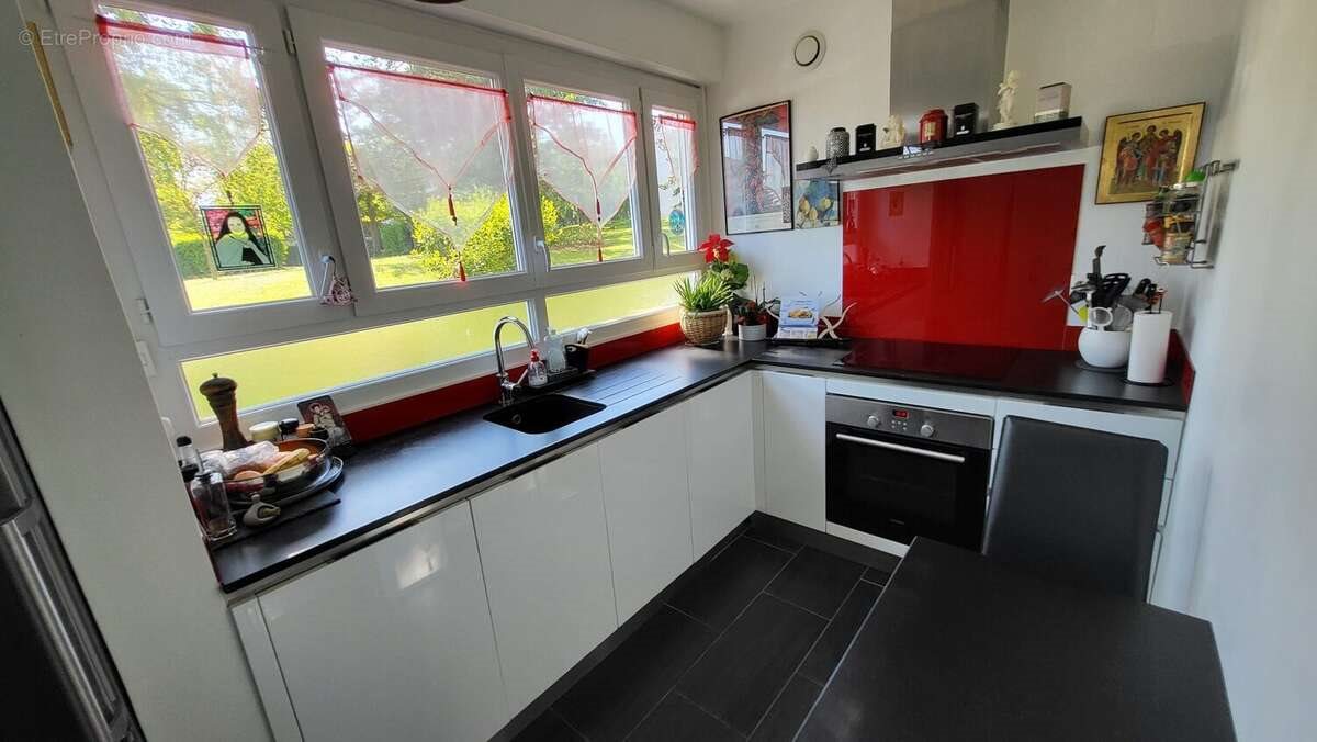 Appartement à vendre, 70m², Les Clayes-sous-Bois