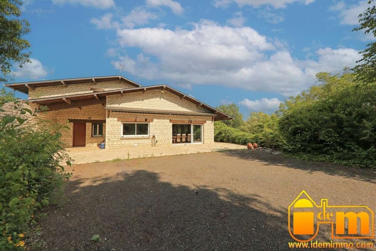 Maison à vendre, 215m², Etampes