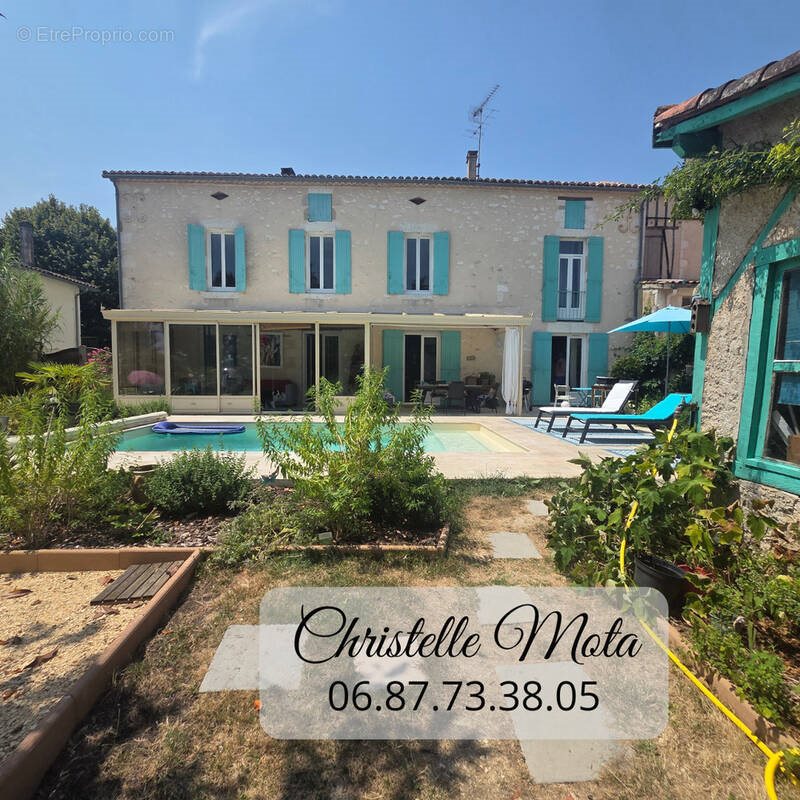 Maison à vendre, 330m², Castillonnès