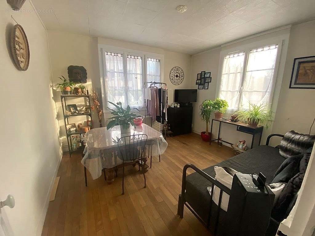 Appartement à vendre, 210m², Corbeil-Essonnes