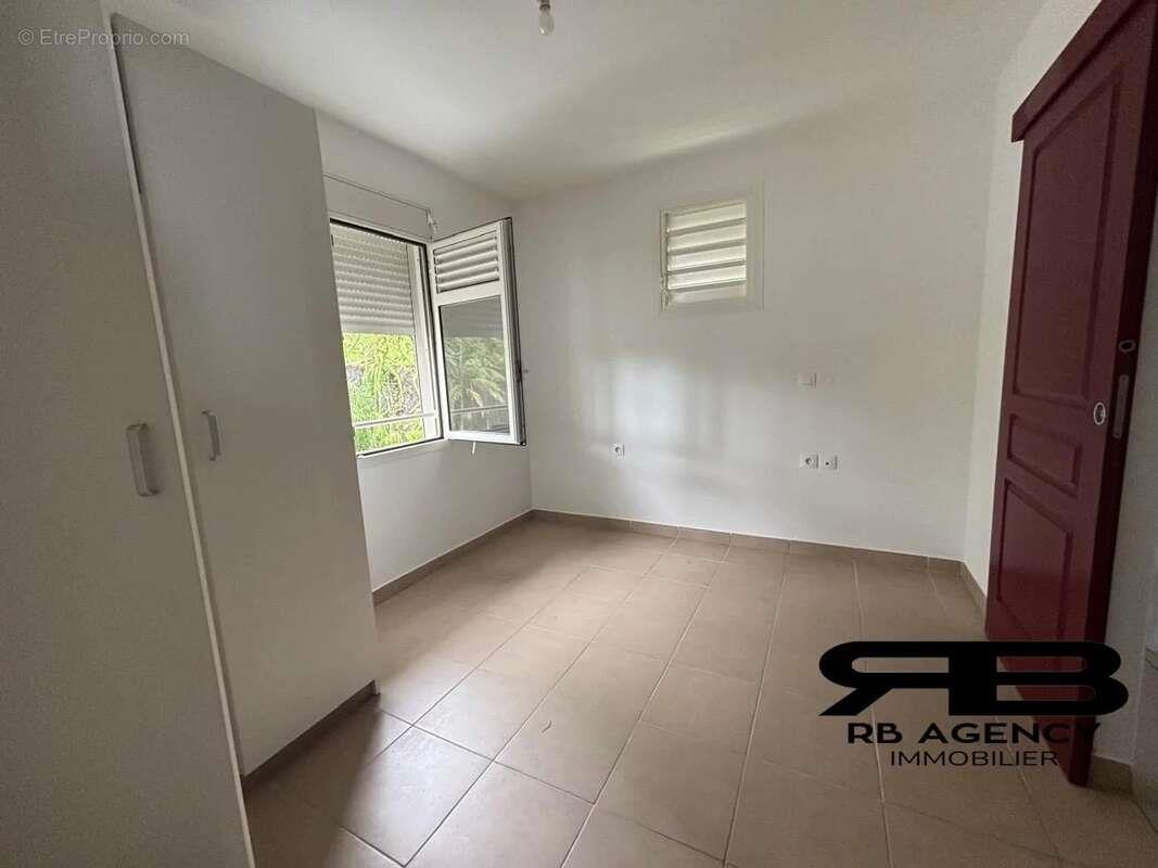 Appartement à vendre, 52m², Fort-de-France