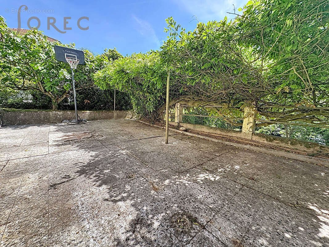 Maison à vendre, 109m², Saint-Julien-lès-Metz
