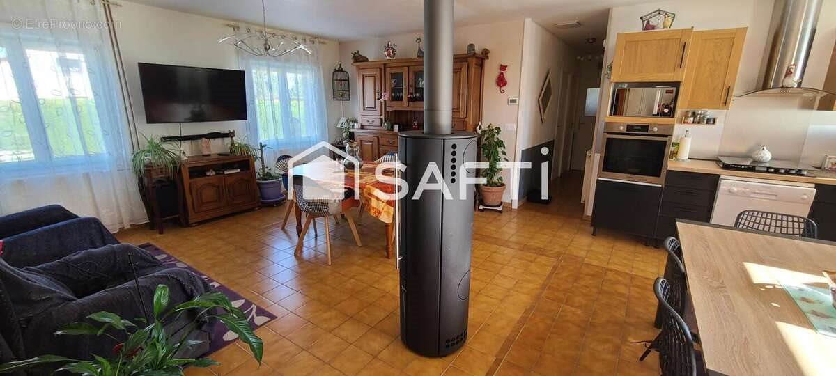 Maison à vendre, 100m², Beurlay