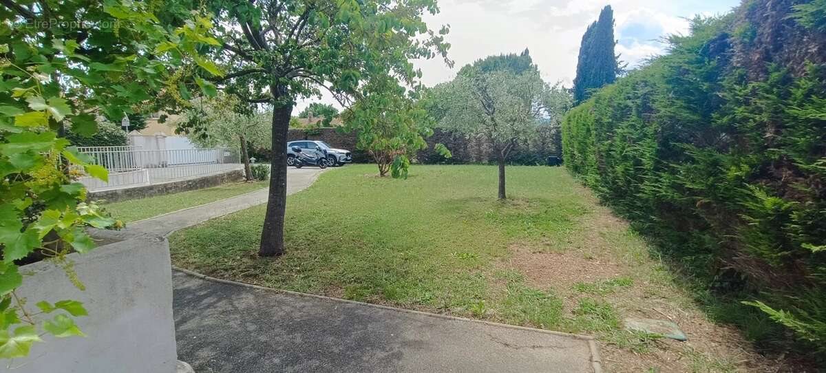Maison à vendre, 174m², Mouans-Sartoux