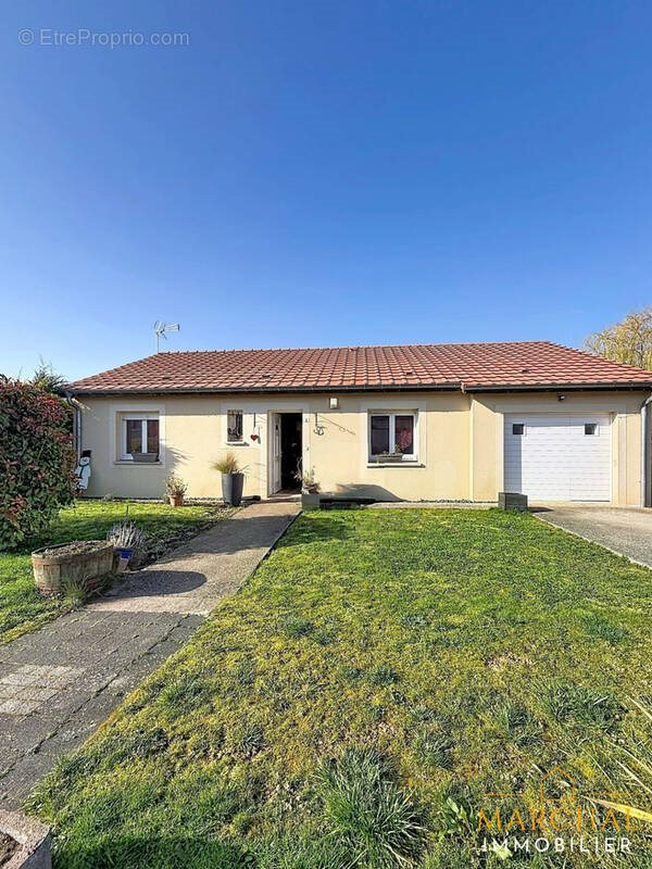 Maison à vendre, 85m², Rémilly