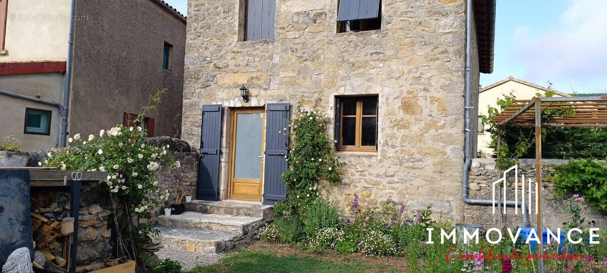 Maison à vendre, 100m², Sainte-Eulalie-de-Cernon