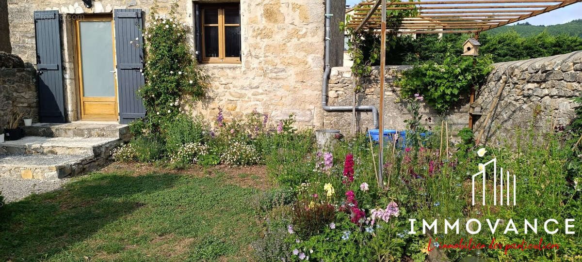 Maison à vendre, 100m², Sainte-Eulalie-de-Cernon