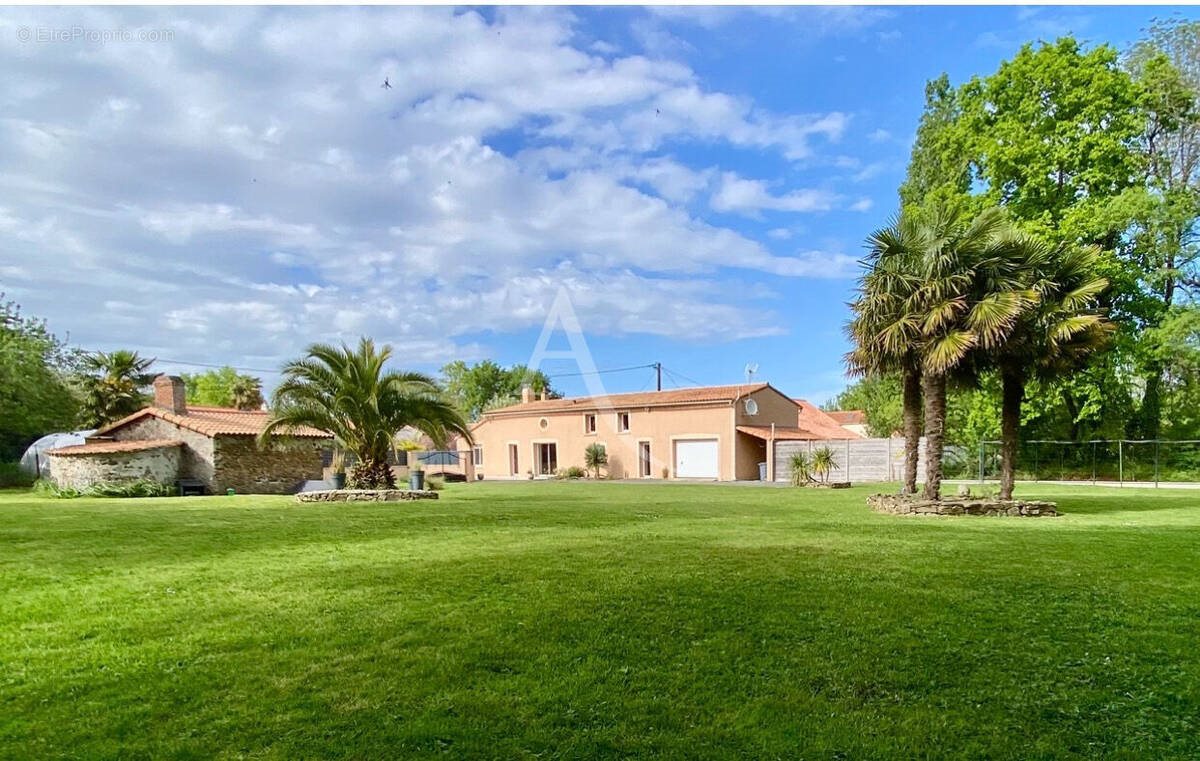 Maison à vendre, 149m², Saint-Philbert-de-Grand-Lieu